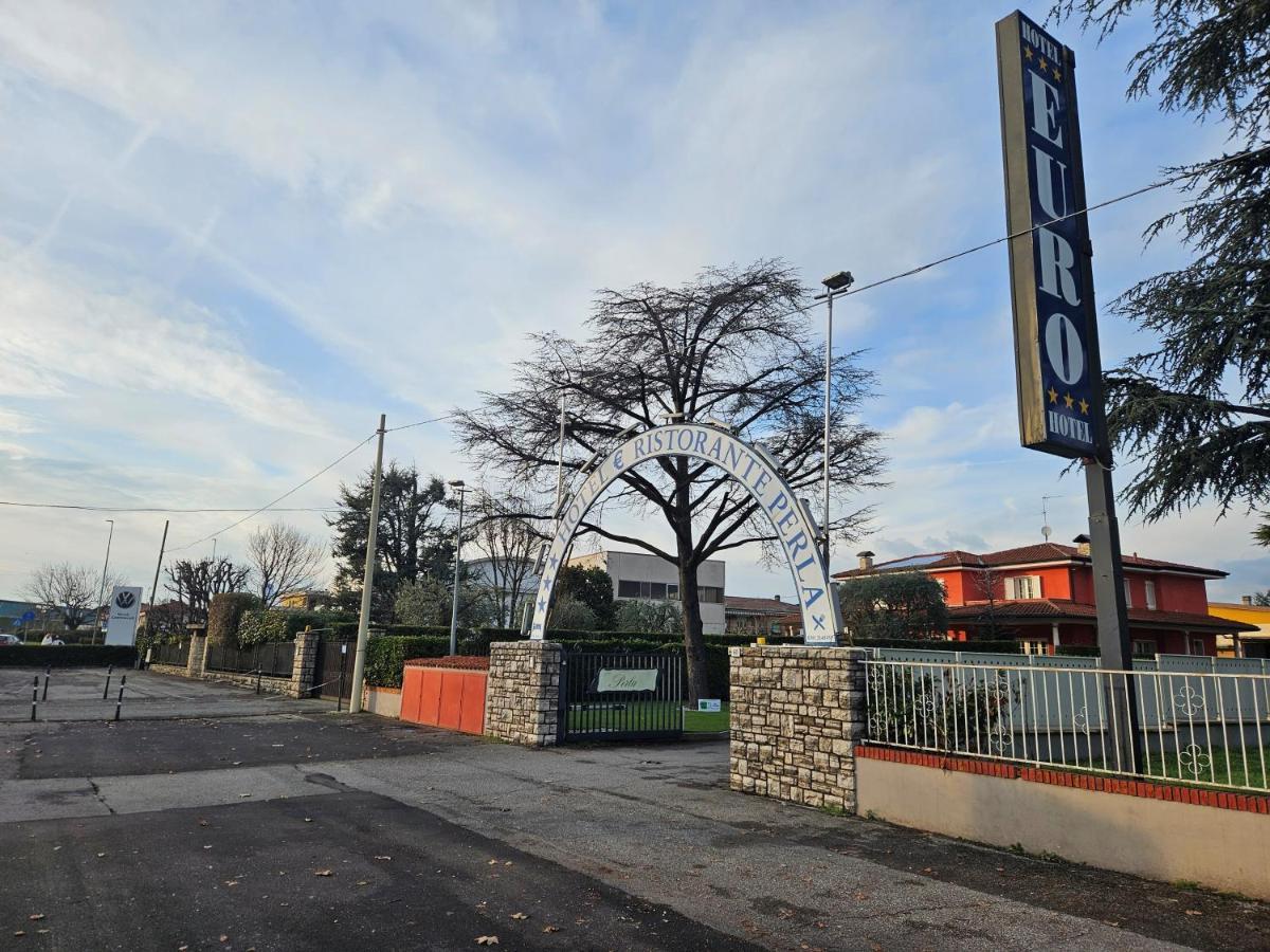 Hotel Euro Castegnato Exterior foto