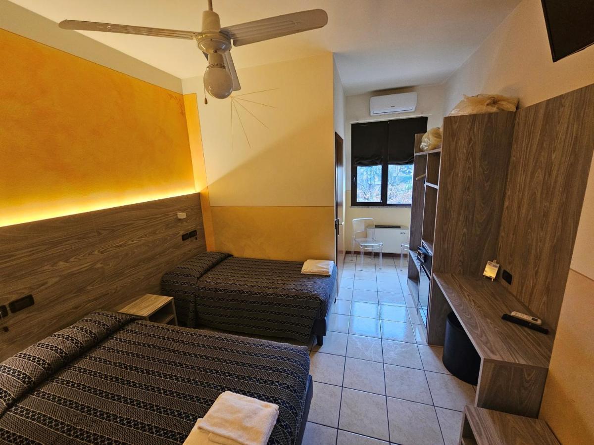 Hotel Euro Castegnato Exterior foto